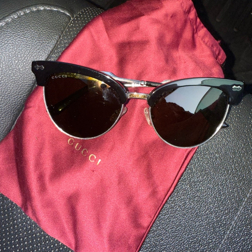 Gucci Black and Gold Women's Sunglasses